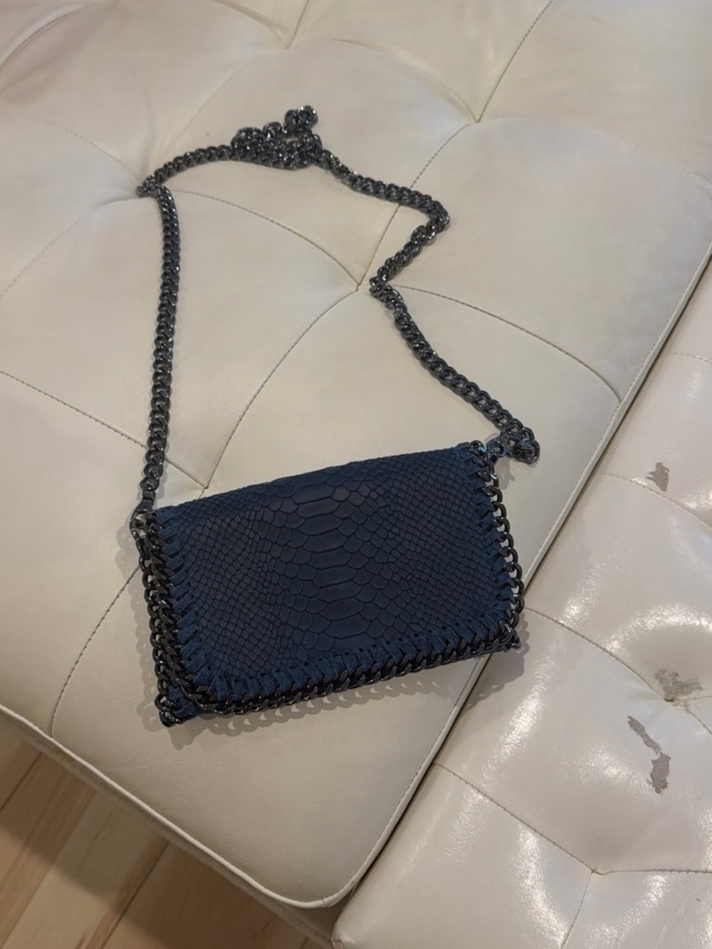 Structured Blue Python-Embossed Chain Crossbody Bag - Picture 5 of 5